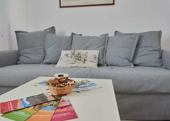 Brand New Lozenets Apt